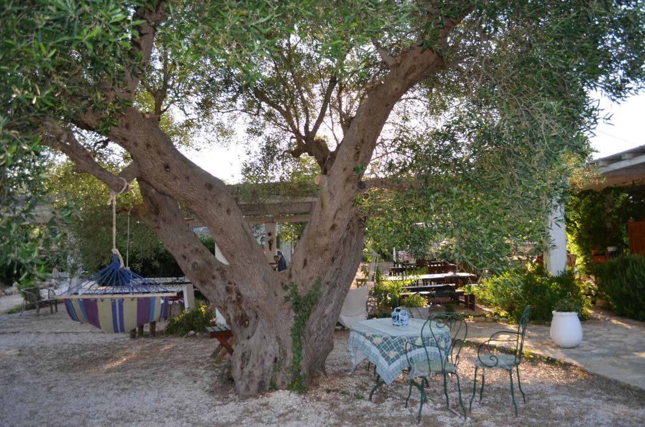 I Trulli Di Acquarossa Aparthotel ชิสแตร์นีโน ภายนอก รูปภาพ