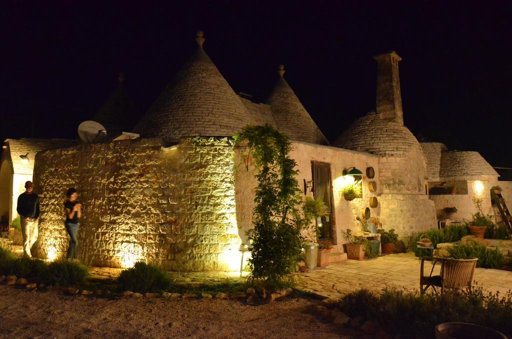 I Trulli Di Acquarossa Aparthotel ชิสแตร์นีโน ภายนอก รูปภาพ